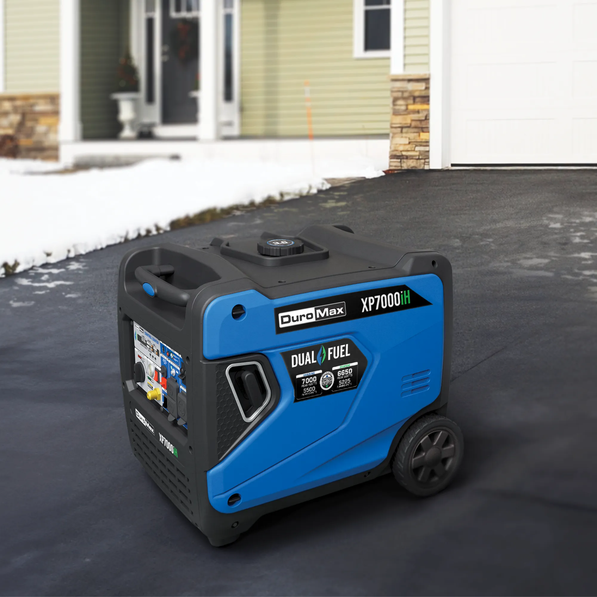 DuroMax XP7000iH 7,000 Watt Portable Dual Fuel Inverter Generator w/ CO Alert