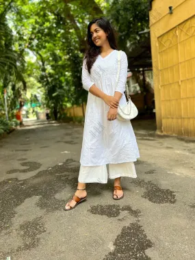 Ishita Dutta in Hand embroidery Chikankari Long Kurta-White