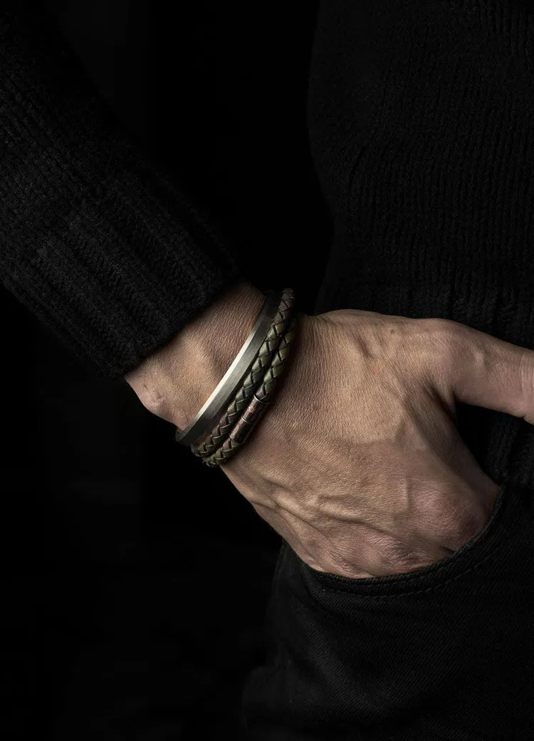 Leather Bracelet | The Stealth Bracelet | Graphite