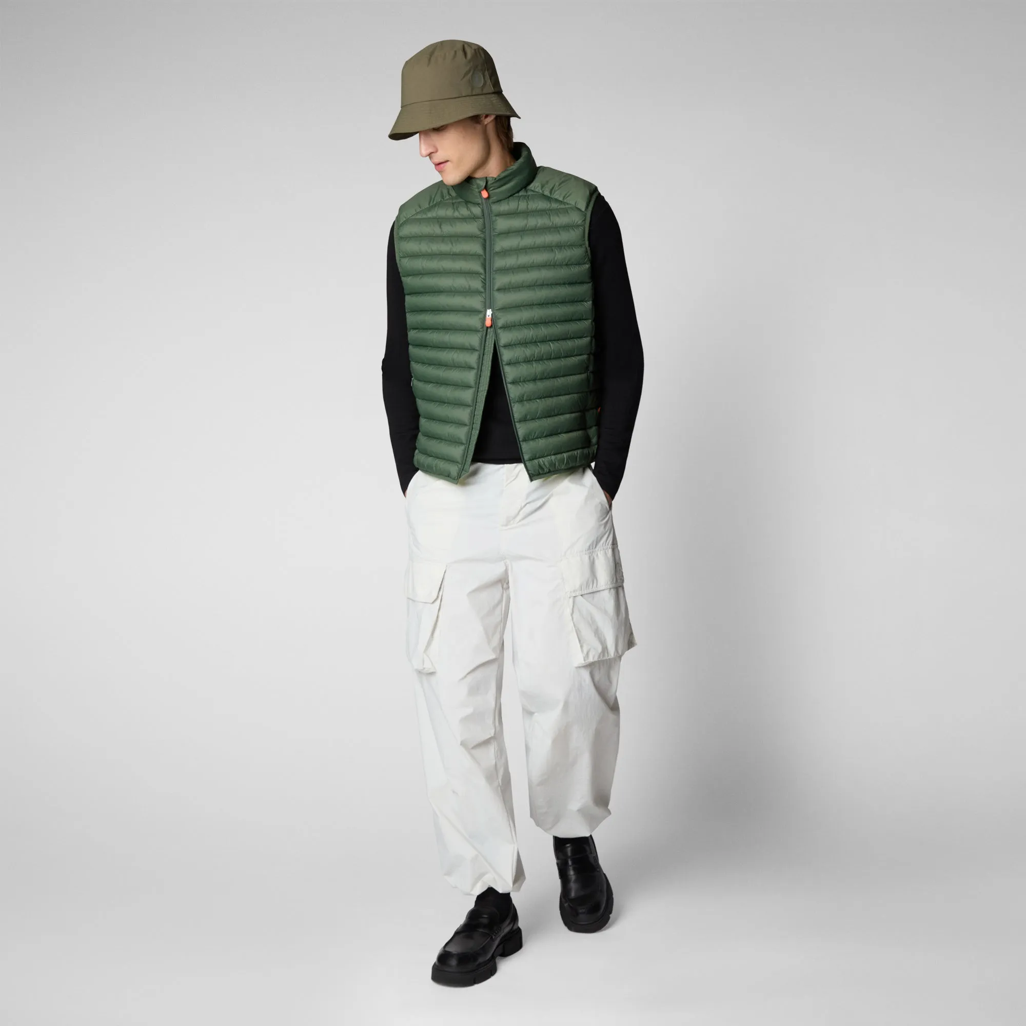 Man's vest Adam in thyme green