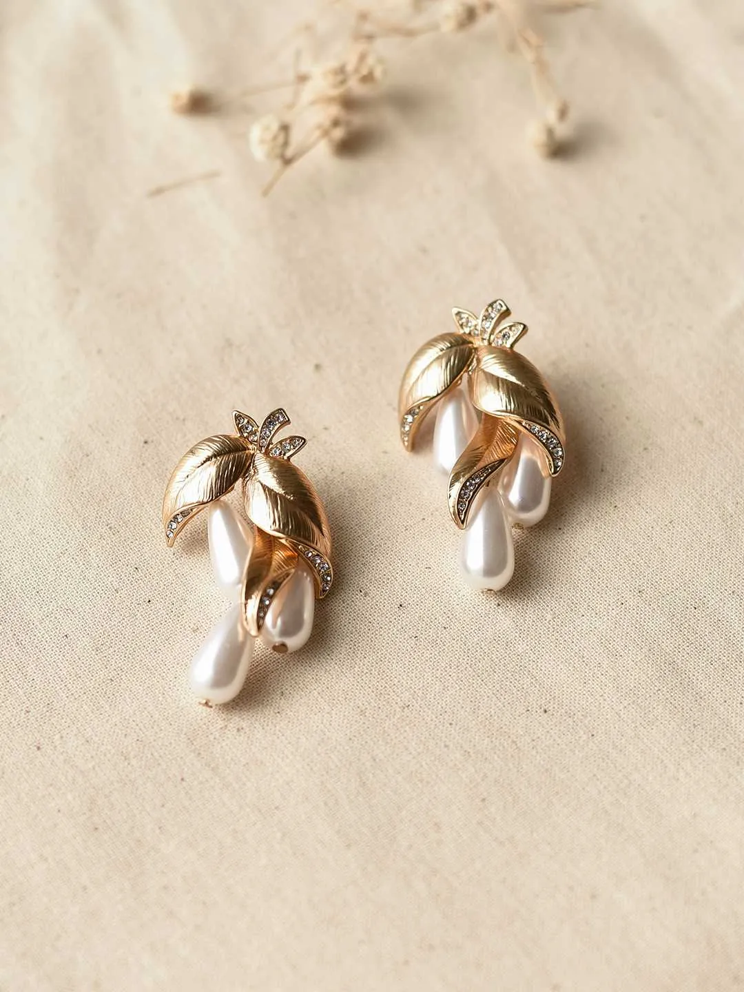 Pearl Droplet Leafs Vintage Style Earrings